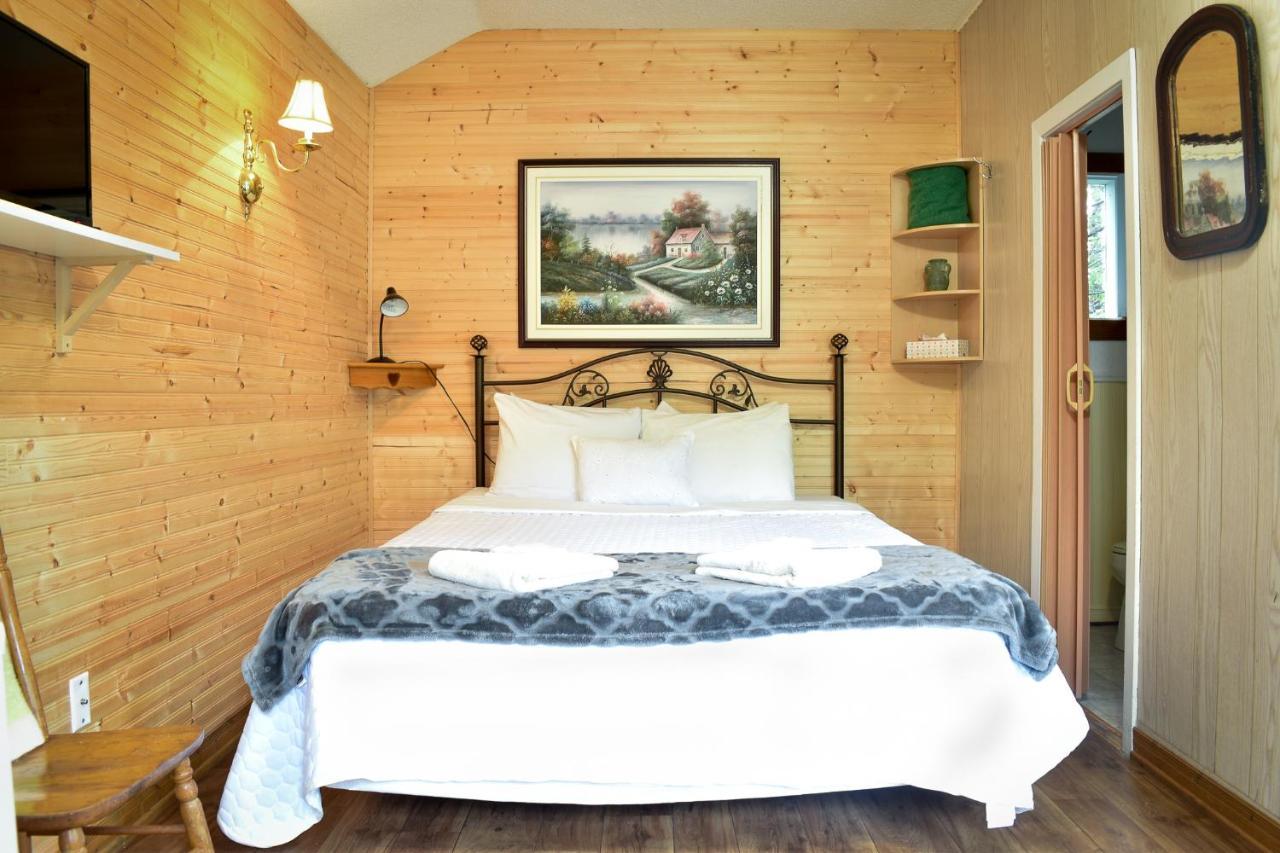Complexe D'Hebergement La Maison Touristique Dugas Caraquet Ngoại thất bức ảnh